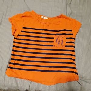 Juniors large T-shirt